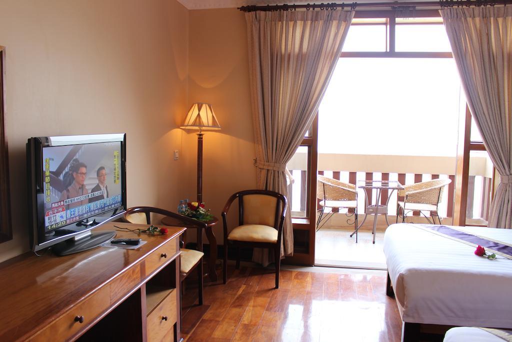 Blue River Hotel Phnom Penh Esterno foto