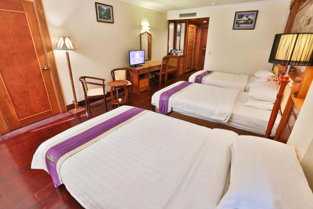 Blue River Hotel Phnom Penh Esterno foto