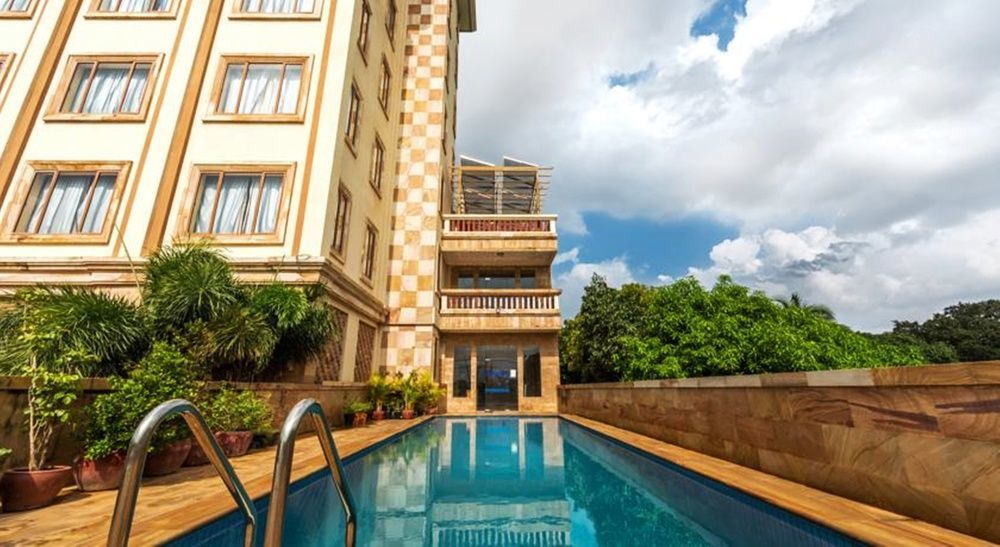 Blue River Hotel Phnom Penh Esterno foto